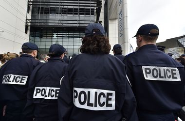 Из Франции выдворят трех россиян и украинца в связи с беспорядками Евро-2016