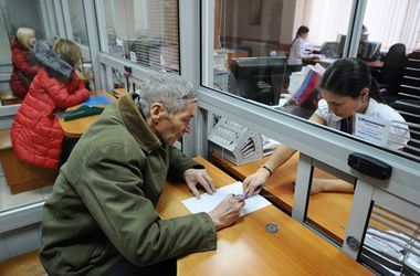 Министр социальной политики рассказал, повысят ли в Украине пенсионный возраст