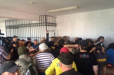 Обвиняемый в "деле 2 мая" россиянин Мефедов остается под стражей