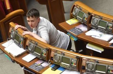 Савченко "затормозила" закон о судебной реформе