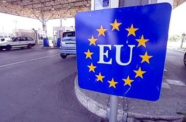 Совет ЕС обсудит безвизовый режим для Украины, но решений принимать не будет