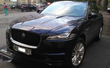 ФОТОФАКТ. В Украине замечен новейший Jaguar F-Pace