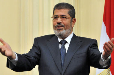 Бывшего президента Египта внесли в список террористов