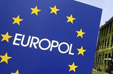 Европол задержал более сотни членов международной ОПГ по подделке кредитных карт