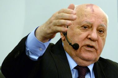 Горбачев думает, что НАТО готовится к войне с Россией