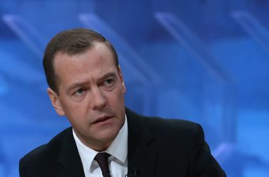 Медведев: РФ не будет подстраивать свою экономику под интересы других стран