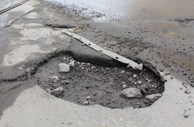 Министр – о ремонте дорог в Украине: "Чуда не будет"
