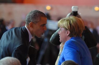 Обама и Меркель обсудили важность выполнения Минских соглашений