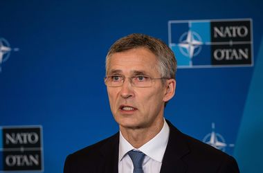 Размещение батальонов НАТО в Польше и странах Балтии начнется в следующем году – Столтенберг
