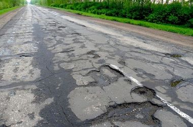 Состояние дорог Николаевской области признали катастрофическим