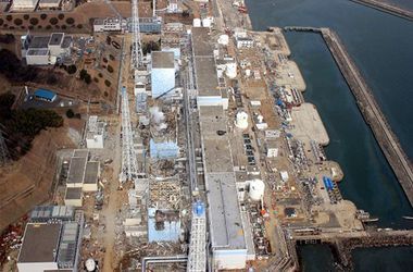 Торговое сальдо Японии показало "плюс" впервые с трагедии на "Фукусиме"