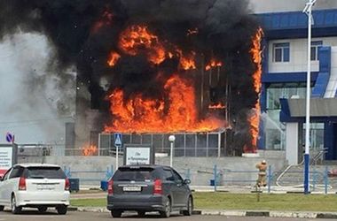В России горел аэропорт