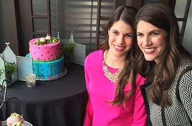В США сестры-близнецы одновременно родили своих первенцев