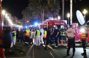 Во Франции занялись полицейскими, которые обеспечивали безопасность в Ницце