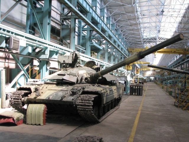Завод им. Малышева: секреты и наследие танкового гиганта (фото)
