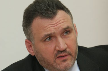 Экс-зам. генпрокурора Пшонки Ренат Кузьмин находится за пределами Украины – ГПУ