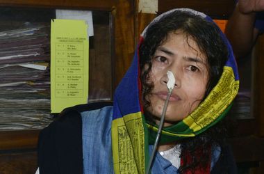 Индийская активистка прекратила самую длинную голодовку в истории
