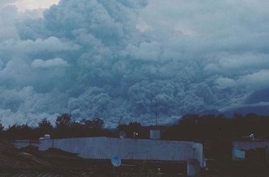 Мехико накрыло пеплом от вулкана