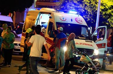 Новый теракт в Турции: на площади, где проходила акция протеста, сработала бомба