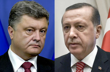 Порошенко подтвердил Эрдогану поддержку Украиной законно избранного президента и правительства Турции