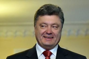 Порошенко раскритиковал власть Януковича за слабую армию