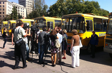 Украина закупила автобусы у российского холдинга, который производит военную технику для армии РФ