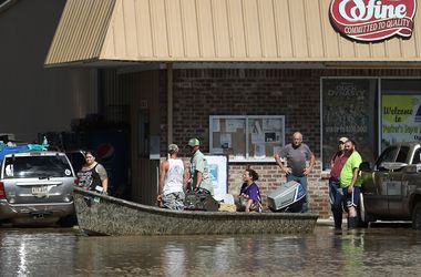 Жертвами наводнения в Луизиане стали 10 человек