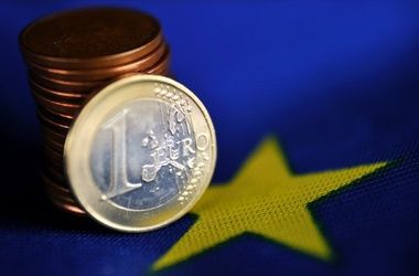 Болгария стремится скорее перейти на евро
