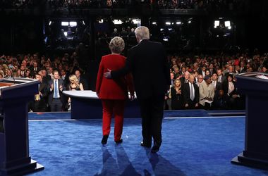 Дебаты кандидатов в президенты США: Клинтон напомнили о сервере, Трампу — о любви к Путину