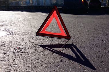 ДТП в Киевской области: двое школьников попали под колеса автомобиля