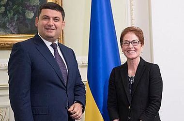 Гройсман и посол США обсудили реформы в Украине