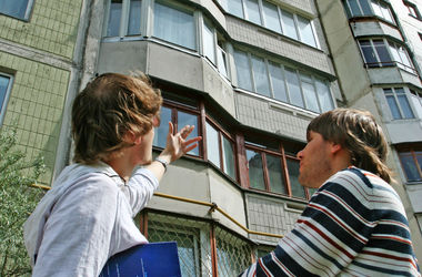 Киевляне избавляются от старых квартир: на "вторичке" падают цены