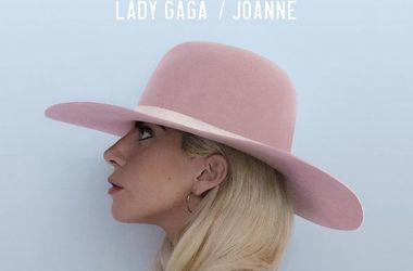 Леди Гага назвала новый альбом в честь своей покойной тети