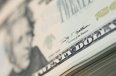 Почему взлетел курс доллара и что будет дальше: прогноз экспертов