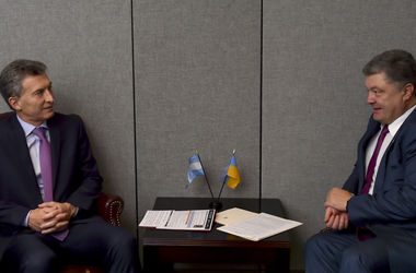 Президенты Украины и Аргентины обсудили перспективы политических и деловых контактов между странами
