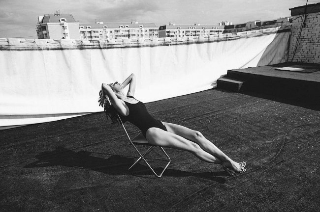 Екатерина Варнава восхитила длинными ногами в купальнике (фото)