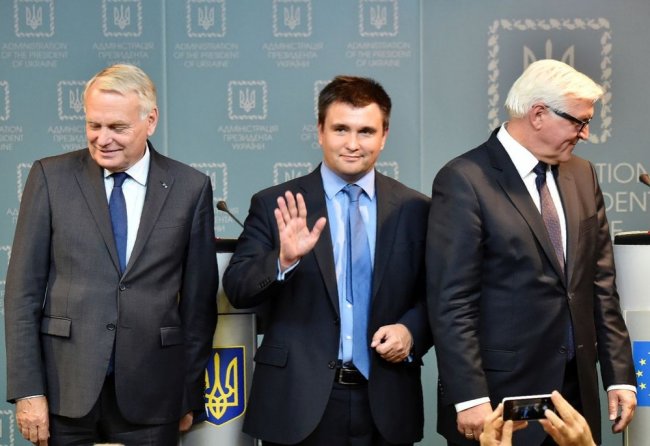 Режим тишины, "статус-кво" и МВФ: о чем говорили в Киеве главы МИД Украины, Германии и Франции
