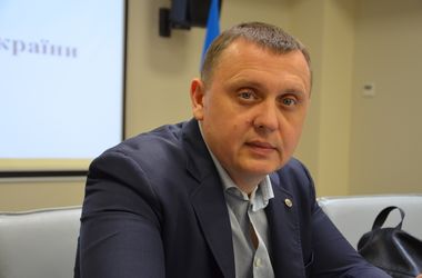 Требовавшему взятку члену ВСЮ суд назначил залог в сумме более 3,8 миллиона гривен