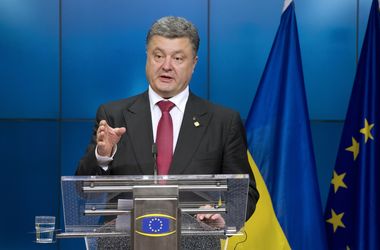 Украина делает все возможное, чтобы вернуть Крым и Донбасс – Порошенко
