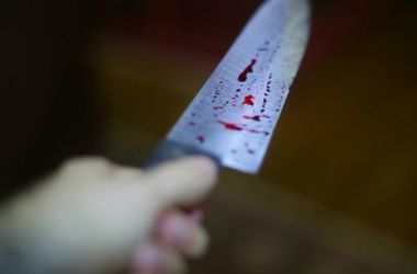 В центре Харькова пырнули ножом 15-летнего парня