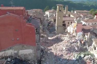 В Италии через 32 дня после землетрясения из-под руин спасли кота
