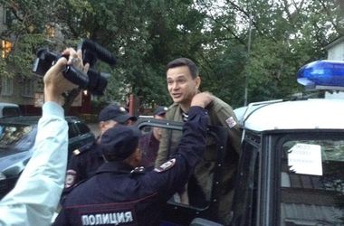 В Москве задержали оппозиционера Яшина