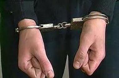 В Умани полицейские нашли грабителя под столом в кабинете руководителя прокуратуры
