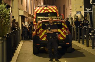 Во Франции сотрудники спецслужб задержали 15-летнего подростка по подозрению в связях с террористами
