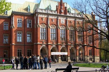 Высшее образование по-польски: тяжело поступить, но легче доучиться